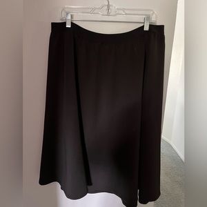 Flair style black skirt with stretch waist. Torrid 2x